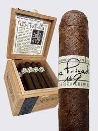 Liga Privada 9 Robusto